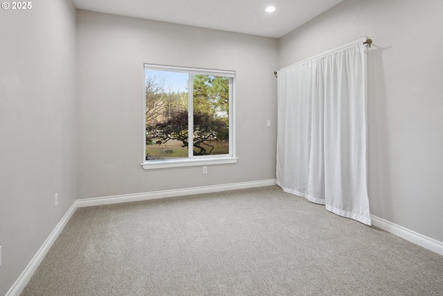 view of carpeted spare room