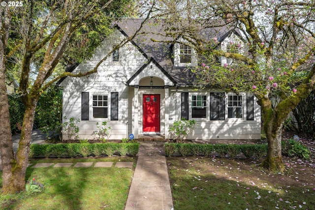 1856 SE Saint Andrews Dr, Portland, OR 97202 - view of front of house featuring a front lawn