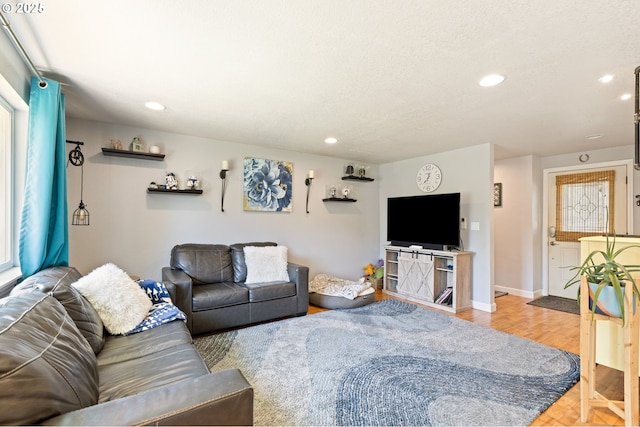 1448 S Grove Lane Ct, Sutherlin, OR 97479 - living area with recessed lighting, light wood-style flooring, and baseboards