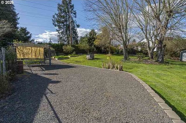 1216 Montgomery Pl NE, Albany, OR 97321 - view of community with a yard