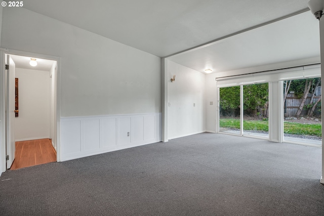 6410 SW 204th Pl, Beaverton, OR 97078 - empty room with carpet flooring