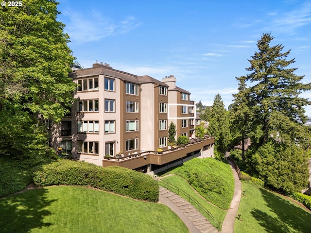 616 NW Westover Ter, Portland, OR 97210 - view of apartment building / complex