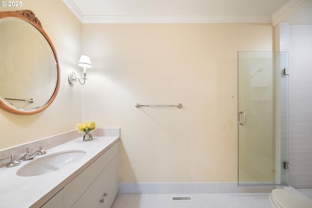 616 NW Westover Ter, Portland, OR 97210 - full bath featuring vanity, toilet, baseboards, ornamental molding, and a shower stall