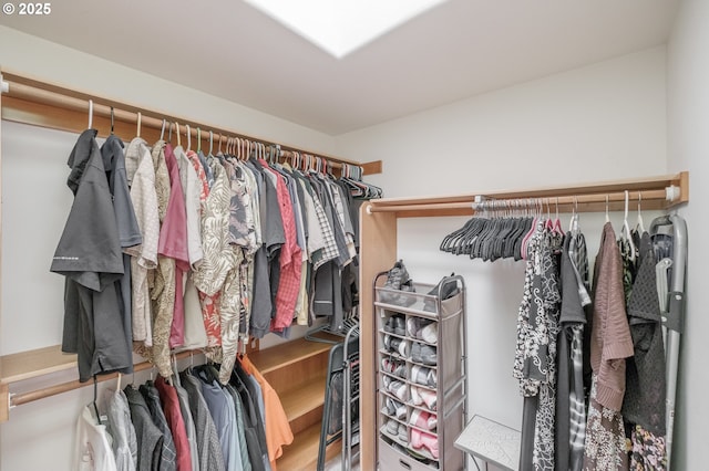 7874 Jani Ct NE, Keizer, OR 97303 - view of walk in closet