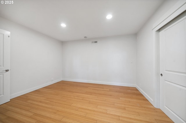 7540 SW Becky Ct, Beaverton, OR 97007 - unfurnished room with light wood-style floors, recessed lighting, and baseboards