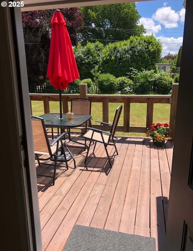 335 Kourt Dr, Eugene, OR 97404 - wooden terrace with outdoor dining space