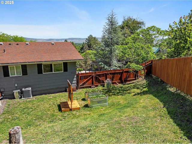 406 Balsa St, La Grande, OR 97850 - view of yard with central air condition unit