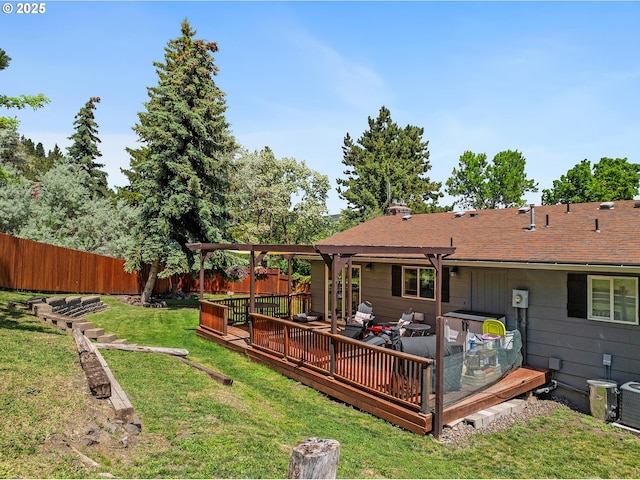 406 Balsa St, La Grande, OR 97850 - view of yard featuring a wooden deck
