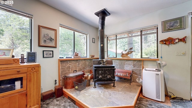 84932 Straw Springs Ln, Milton-Freewater, OR 97862 - interior space featuring a wood stove