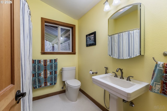 16637 Keasey Rd, Vernonia, OR 97064 - bathroom featuring toilet and vaulted ceiling