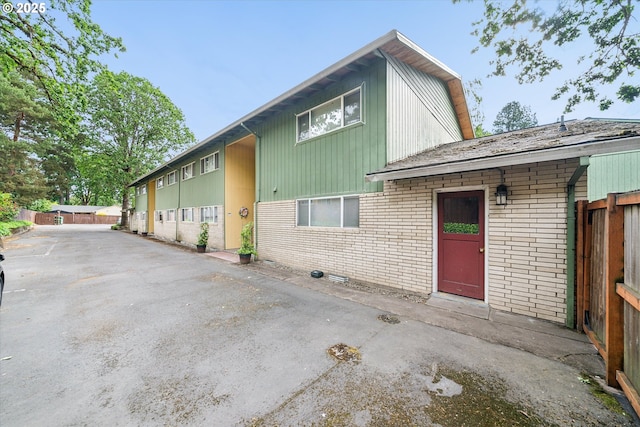 13155 SW Allen Blvd, Beaverton, OR 97005 - view of property exterior with brick siding