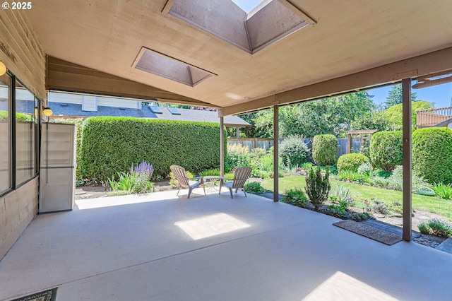 17708 SW Meadowbrook Way, Beaverton, OR 97078 - fenced backyard with a patio area