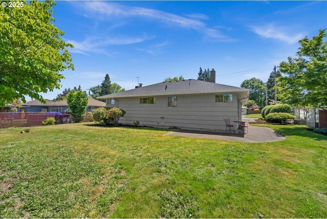 1637 Camino Dr, Forest Grove, OR 97116 - rear view of property with a patio area