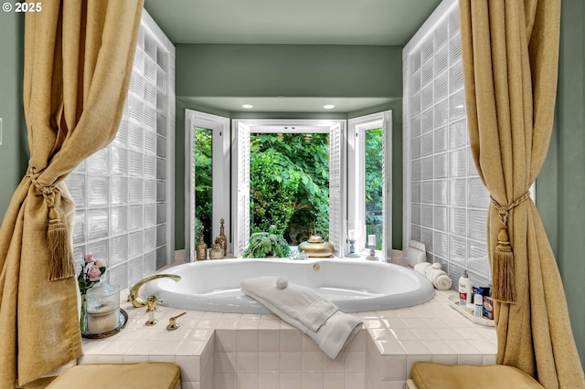 3420 SE 144th Ct, Vancouver, WA 98683 - full bath featuring a garden tub