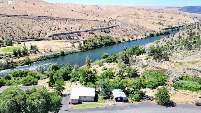 Listing photo 3 for 1431 Fish Camp Rd, Maupin OR 97037