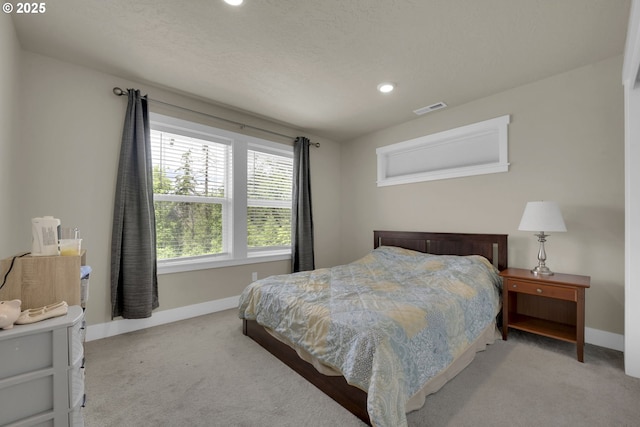 3783 Rockcress Rd, Eugene, OR 97403 - bedroom featuring light carpet, baseboards, and recessed lighting