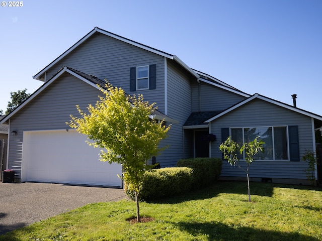 3135 SE 26th St, Gresham, OR 97080 - view of front facade featuring an attached garage, driveway, and a front yard