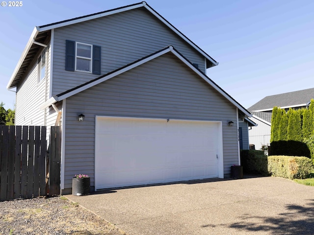 3135 SE 26th St, Gresham, OR 97080 - view of side of property featuring a garage