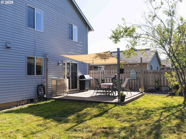 3135 SE 26th St, Gresham, OR 97080 - rear view of property with a patio