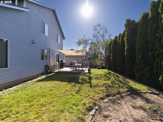 3135 SE 26th St, Gresham, OR 97080 - view of yard with a patio
