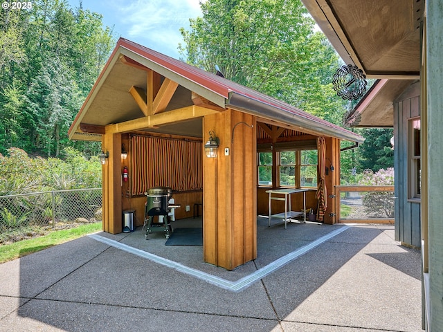 23456 S Schieffer Rd, Colton, OR 97017 - view of patio with fence