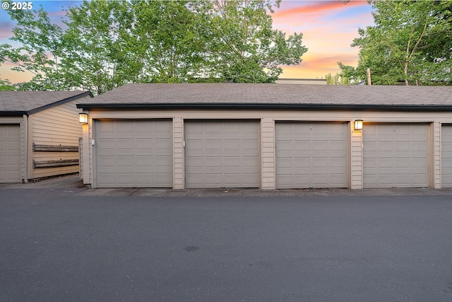 2805 NW Upshur St Unit B, Portland, OR 97210 - view of garage