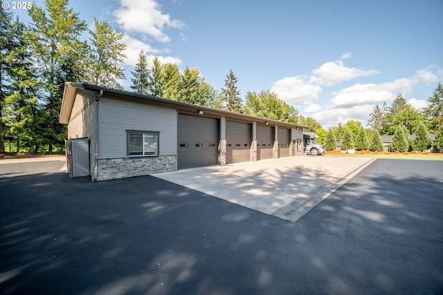 22100 NE 41st Ct, Ridgefield, WA 98642 - view of garage