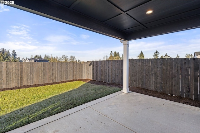 2112 NW 17th Pl, Battle Ground, WA 98604 - fenced backyard with a patio area