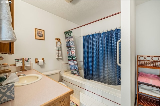 461 Terrace Dr, Rockaway Beach, OR 97136 - bathroom with tiled shower / bath combo and vanity