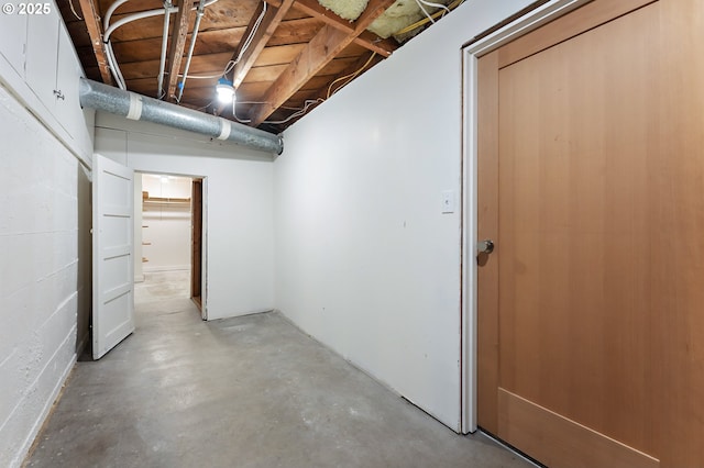 3575 NE Emerson St, Portland, OR 97211 - view of below grade area