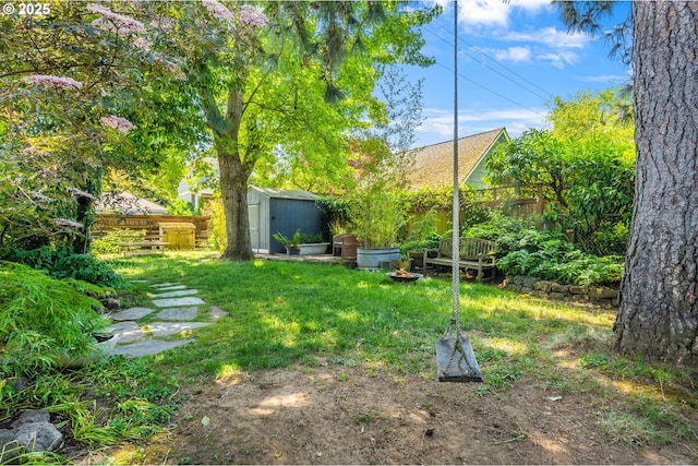 3575 NE Emerson St, Portland, OR 97211 - view of yard