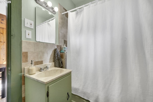 803 Main St, Philomath, OR 97370 - full bathroom with vanity, tile walls, and a shower with curtain