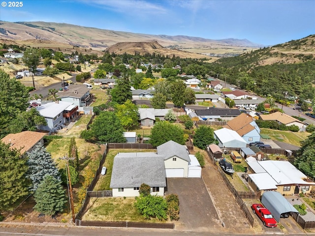1021 Starlight St, The Dalles, OR 97058 - aerial perspective of suburban area with mountains