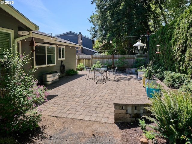2235 Juntura Ct S, Salem, OR 97302 - view of patio / terrace with fence and outdoor dining area