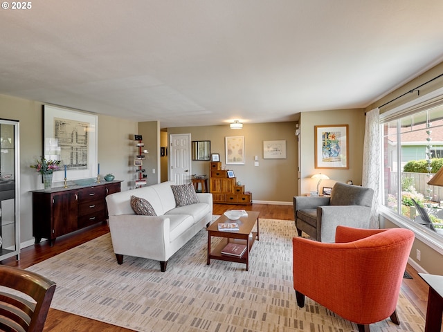 2235 Juntura Ct S, Salem, OR 97302 - living room featuring baseboards and light wood-type flooring
