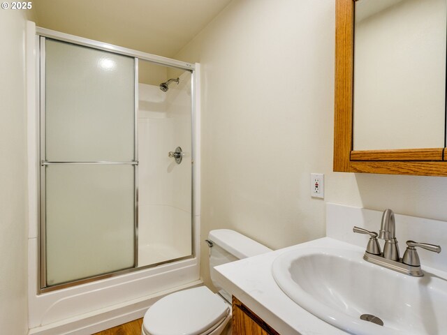 7785 SW W Slope Dr, Portland, OR 97225 - full bath featuring vanity and combined bath / shower with glass door