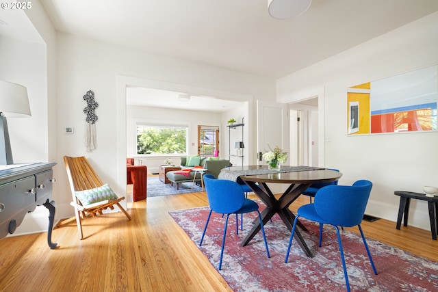2904 NE 51st Ave, Portland, OR 97213 - dining space featuring wood finished floors and baseboards