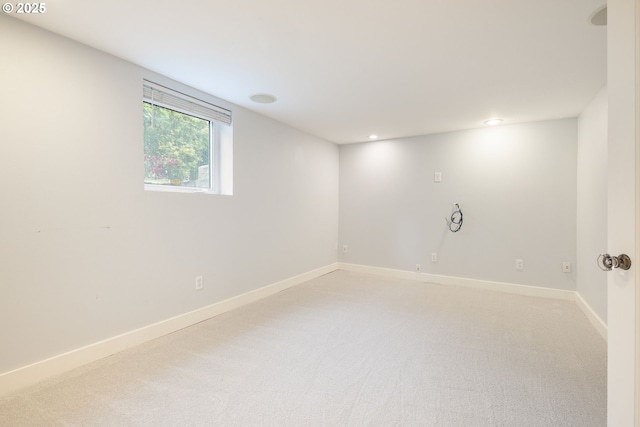 2904 NE 51st Ave, Portland, OR 97213 - unfurnished room featuring light colored carpet, baseboards, and recessed lighting