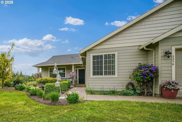2356 Benjamin Ave, Salem, OR 97304 - view of front of home with a front yard
