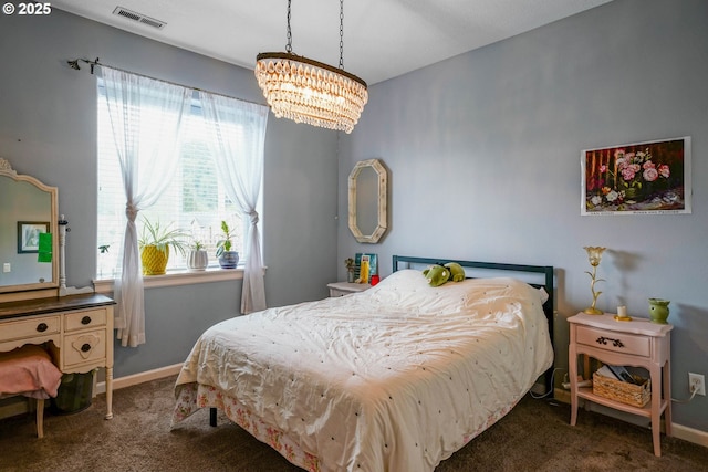 2356 Benjamin Ave, Salem, OR 97304 - carpeted bedroom with a chandelier and baseboards