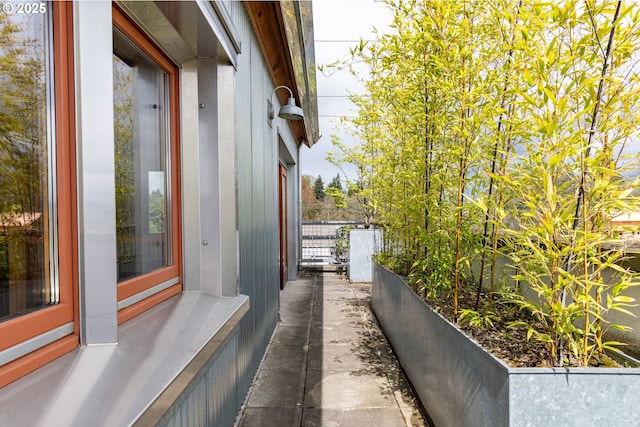 321 Mill St Unit 4, Eugene, OR 97401 - view of home's exterior featuring fence