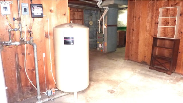 610 Bluff Rd, Klickitat, WA 98628 - utility room with water heater and heating unit