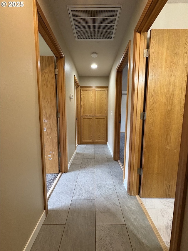 986 Arthur Ave, Cottage Grove, OR 97424 - corridor with baseboards