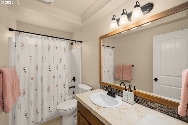 17760 SW Robert Ln, Beaverton, OR 97078 - full bath featuring vanity, a shower with shower curtain, and crown molding