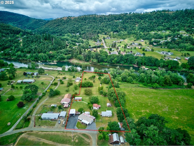 1548 Harlan St, Roseburg, OR 97471 - view of property location featuring property boundaries highlighted and a large body of water