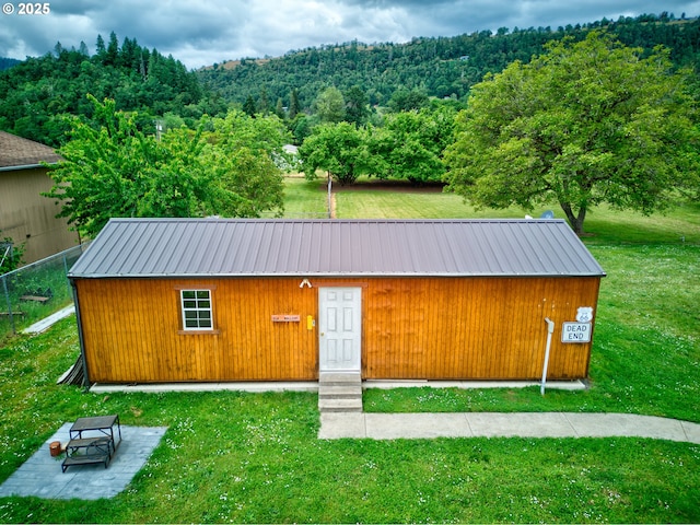 1548 Harlan St, Roseburg, OR 97471 - view of outbuilding with a forest view