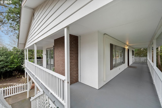 view of patio / terrace with covered porch