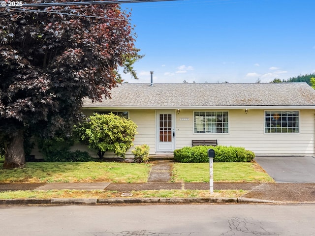 4118 SE 132nd Ave, Portland, OR 97236 - single story home with a front lawn