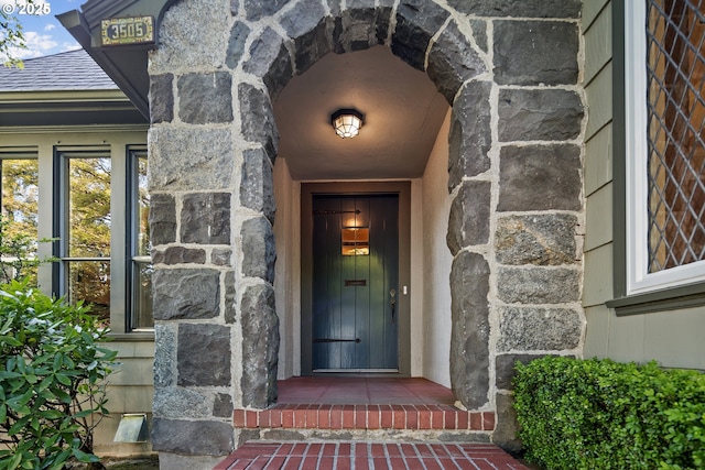 3505 SW Beaverton Ave, Portland, OR 97239 - entrance to property featuring stone siding