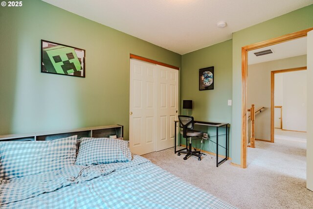 595 Cozy Way, Woodburn, OR 97071 - bedroom featuring carpet floors and a closet